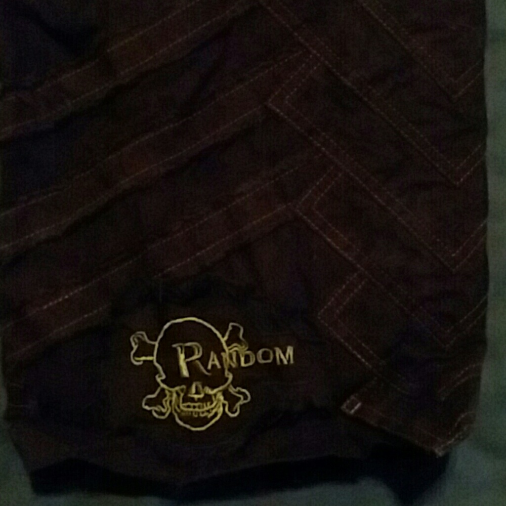 Shorts - Picture 7 of 8